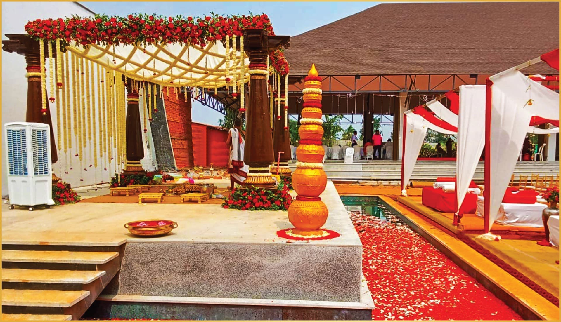 The mantapa and pavilion